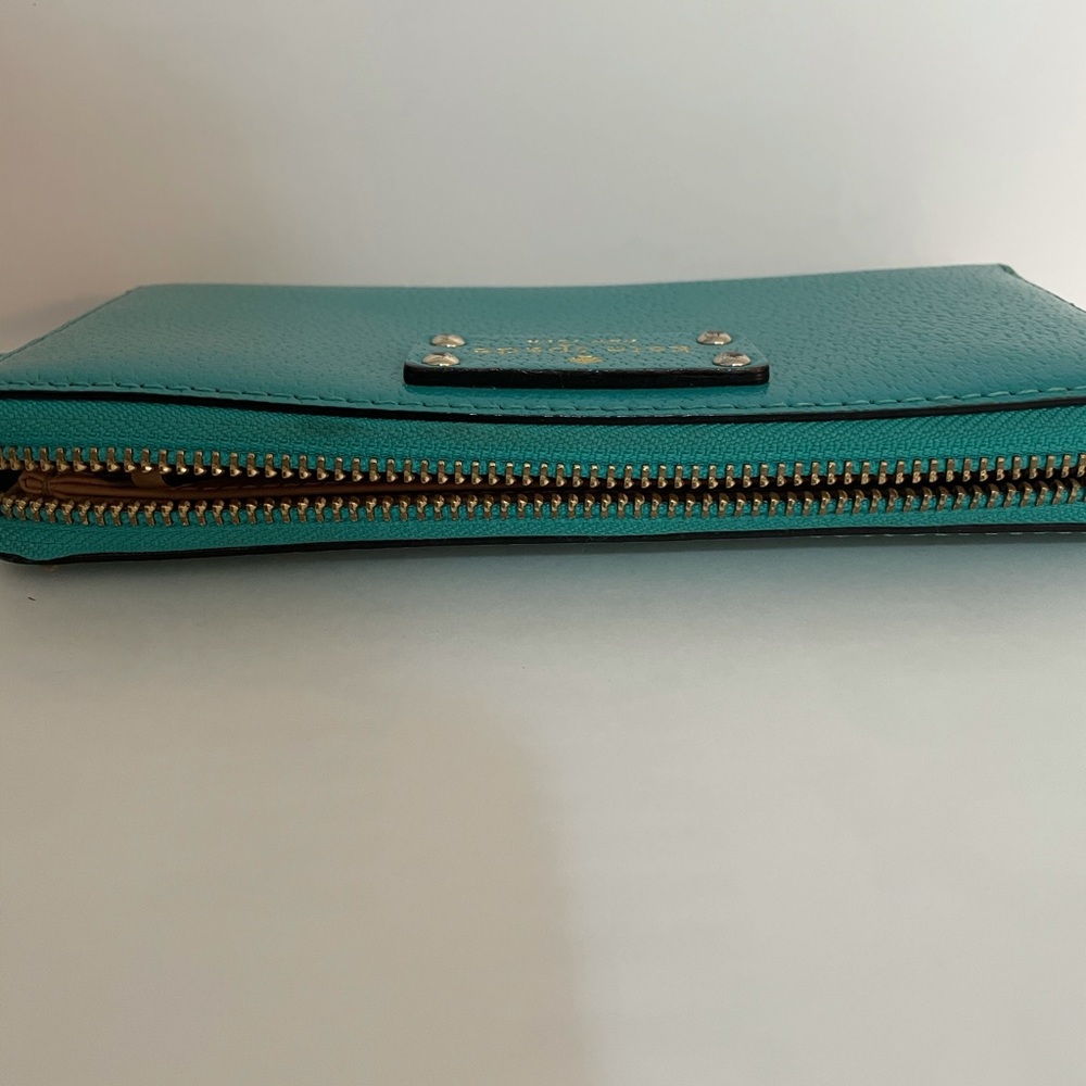Kate Spade Wallet - Picture 10 of 10